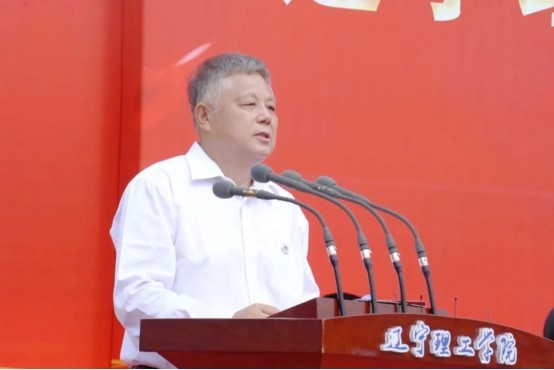 立心向远，笃学力行！leyu乐鱼中国体育官网校长邵良杉在2025级新生开学典礼暨军训总结大会上的讲话全文来了！